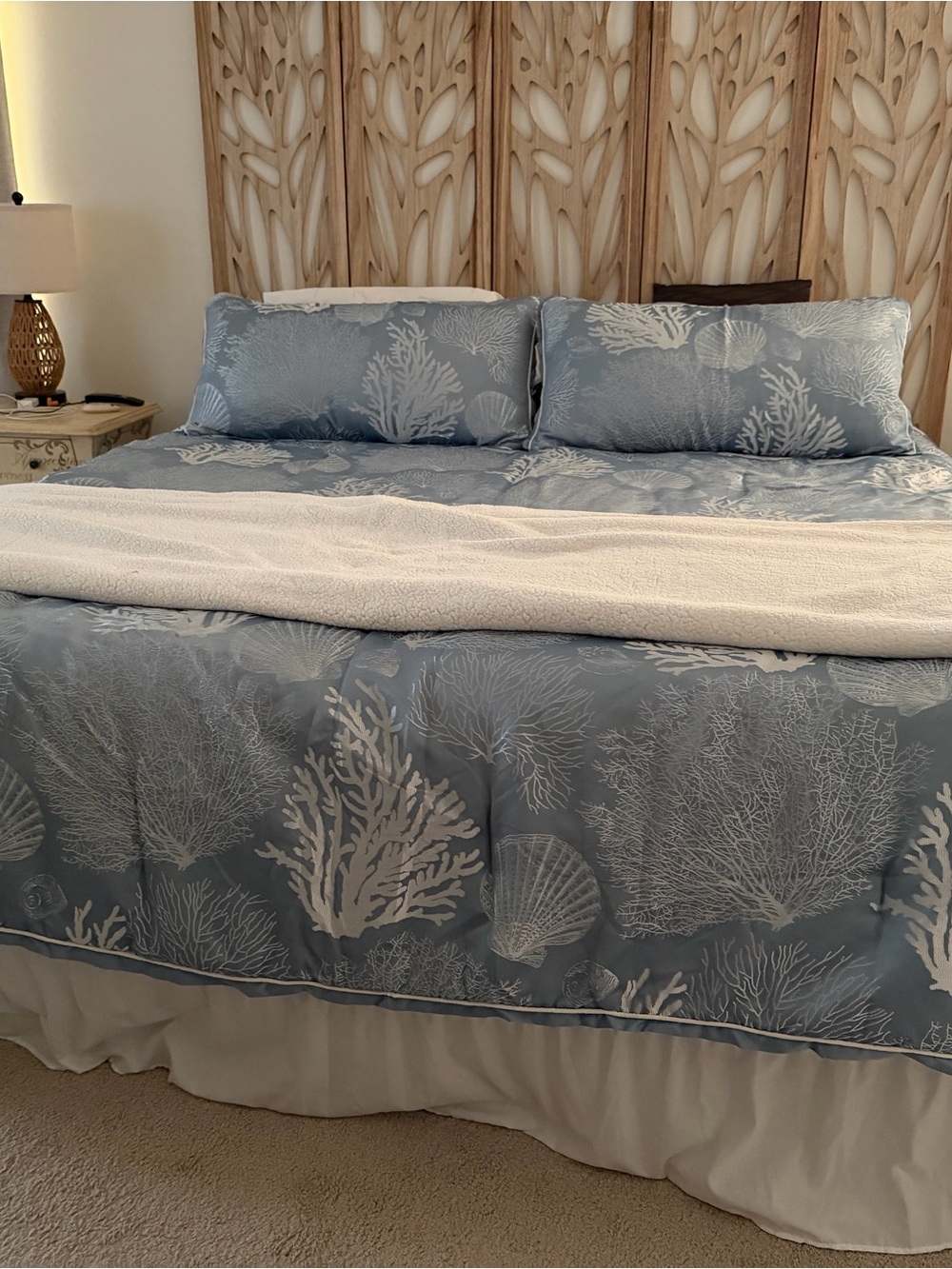 Coastal Coral Reef Comforter Set in Light Blue - Unbranded